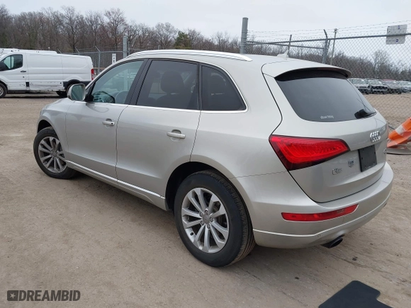 2014 Audi Q5 Premium Plus with VIN WA1LFAFP7EA099126, listed as a IAAI auction lot 41802414 with 105,906 mi miles. Bid and sale history available at carsss.com. Image 3.