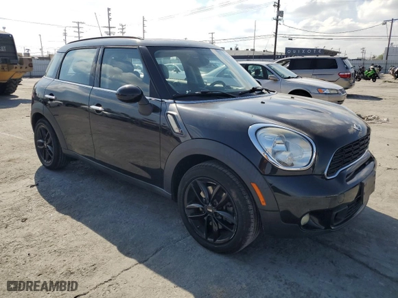 2014 MINI Cooper Countryman S with VIN WMWZC3C52EWT01281, listed as a Copart auction lot 44225455 with 57,463 mi miles and Salvage Title. Bid and sale history available at carsss.com. Image 4.