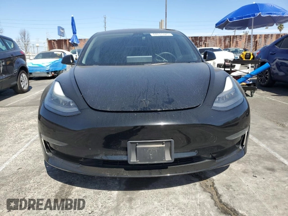 2022 Tesla Model 3 with VIN 5YJ3E1EAXNF120970, listed as a Copart auction lot 47631725 with 33,205 mi miles and Salvage Title. Bid and sale history available at DreamBid. Image 5.