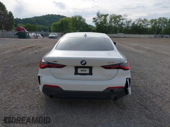 2021 BMW 4 Series 430i xDrive z VIN WBA73AP05MCG14970, wystawiony jako IAAI lot #42335790 z przebiegiem 69 926 mil mil oraz . Historia ofert i sprzedaży dostępna na DreamBid. Obrazek 17.