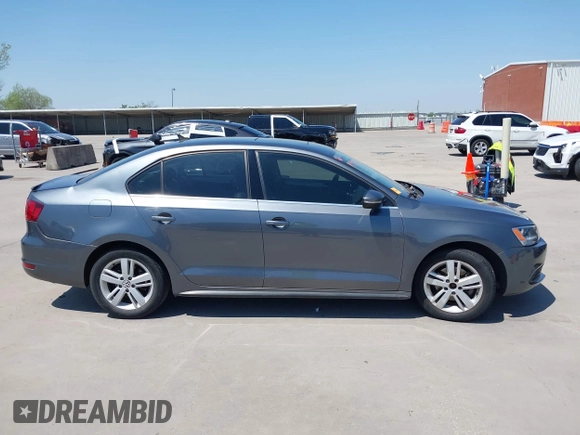 2013 Volkswagen Jetta Sedan Hybrid SE with VIN 3VW637AJ9DM228757, listed as a IAAI auction lot 41990054 with 176,365 mi miles. Bid and sale history available at carsss.com. Image 13.