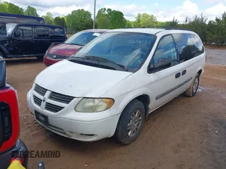 2007 Dodge Grand Caravan SE with VIN 1D4GP24R17B117067, listed as a IAAI auction lot 42006737 with 171,270 mi miles and . Bid and sale history available at DreamBid. Image 2.