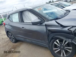 2018 Nissan Kicks SV с VIN 3N1CP5CU2JL544768, выставлен на аукционе IAAI как лот 42134005 с пробегом 90 989 миль миль и . История ставок и продаж доступна на DreamBid. Изображение 13.
