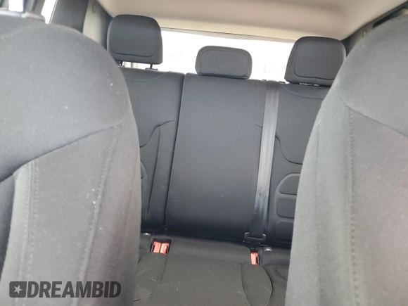 2020 Jeep Renegade Latitude with VIN ZACNJBBB2LPL39688, listed as a Copart auction lot 61492495 with 76,857 mi miles and Salvage title. Bid and sale history available at DreamBid. Image 10.