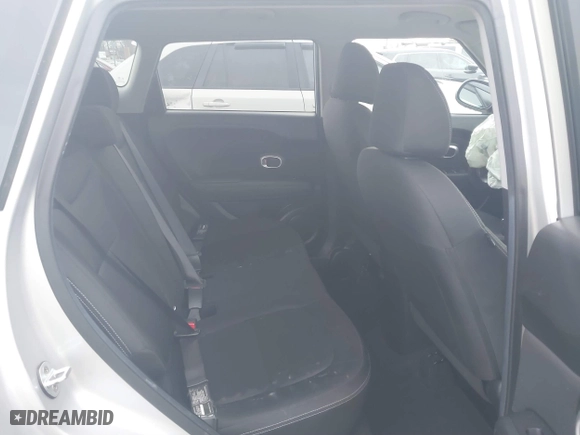 2017 Kia Soul with VIN KNDJN2A28H7429794, listed as a IAAI auction lot 41139087 with 114,309 mi miles. Bid and sale history available at carsss.com. Image 8.