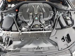 2018 BMW 5 Series M550i xDrive with VIN WBAJB9C54JB286707, listed as a Copart auction lot 49158435 with 74,307 mi miles and Salvage title. Bid and sale history available at DreamBid. Image 13.