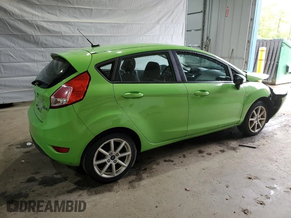 2015 Ford Fiesta SE z VIN 3FADP4EJ2FM215834, wystawiony jako Copart lot #58052045 z przebiegiem 99 842 mil mil oraz Czysty tytuł • Clean title. Historia ofert i sprzedaży dostępna na DreamBid. Obrazek 3.