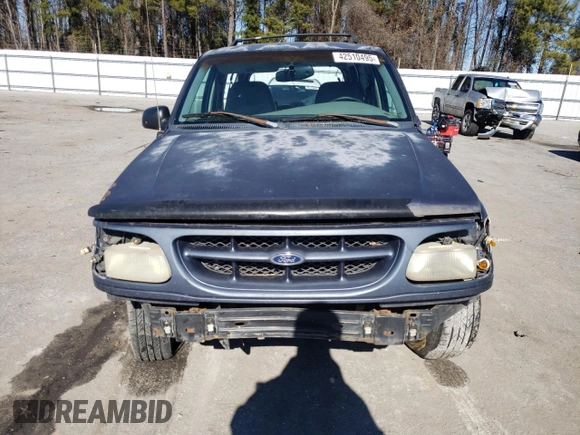 2000 Ford Explorer Sport with VIN 1FMYU60E4YUA35291, listed as a Copart auction lot 42510495 with 136,532 mi miles and Salvage title. Bid and sale history available at DreamBid. Image 5.