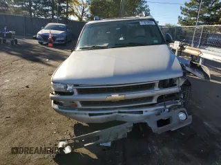 2006 Chevrolet Suburban Z71 with VIN 1GNFK16Z76J157910, listed as a Copart auction lot 77874854 with 0 mi miles and Salvage Title. Bid and sale history available at carsss.com. Image 5.