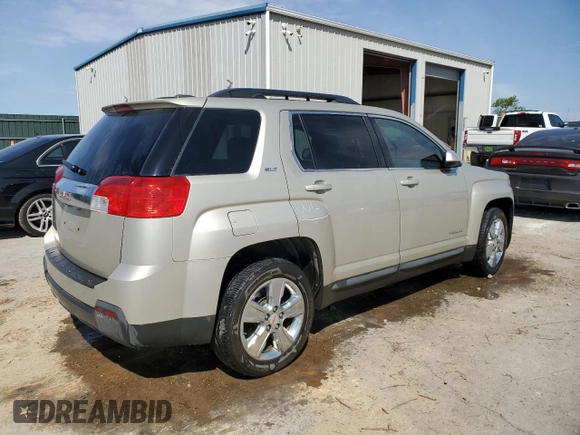 2015 GMC Terrain SLT z VIN 2GKALSEKXF6308668, wystawiony jako Copart lot #52330125 z przebiegiem 67 156 mil mil oraz Szkoda całkowita • Salvage title. Historia ofert i sprzedaży dostępna na DreamBid. Obrazek 3.