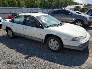 1996 Dodge Intrepid z VIN 2B3HD56F7TH146719, wystawiony jako Copart lot #68225004 z przebiegiem 61 077 mil mil oraz Szkoda całkowita • Salvage title. Historia ofert i sprzedaży dostępna na DreamBid. Obrazek 4.