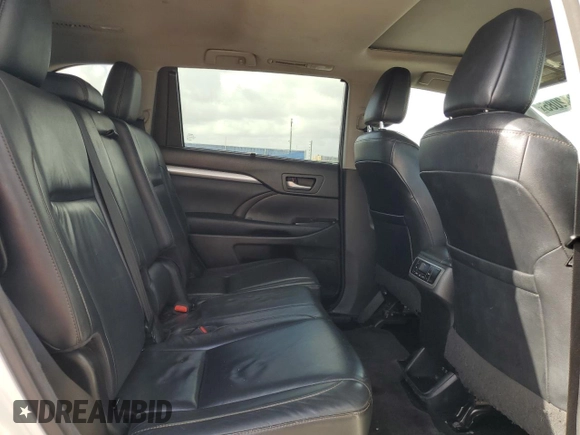 2017 Toyota Highlander XLE with VIN 5TDJZRFH2HS397442, listed as a Copart auction lot 60842085 with 109,891 mi miles and Salvage title. Bid and sale history available at DreamBid. Image 11.
