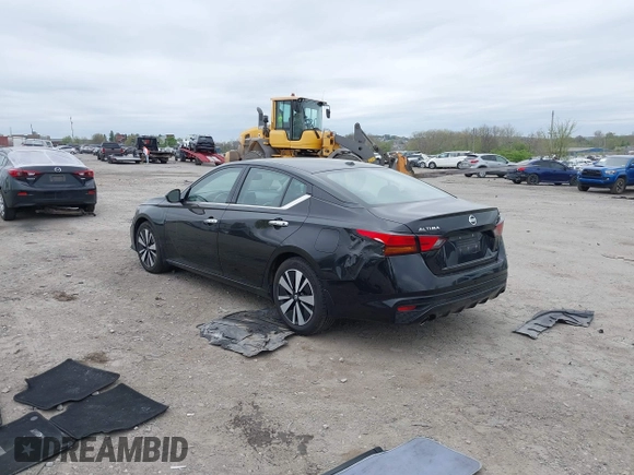 2019 Nissan Altima SV with VIN 1N4BL4DV6KC143538, listed as a IAAI auction lot 42082493 with 150,470 mi miles and . Bid and sale history available at DreamBid. Image 3.