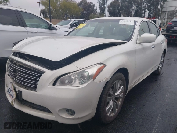 2013 Infiniti M with VIN JN1BY1AP2DM510953, listed as a IAAI auction lot 42157597 with 71,175 mi miles and . Bid and sale history available at DreamBid. Image 17.