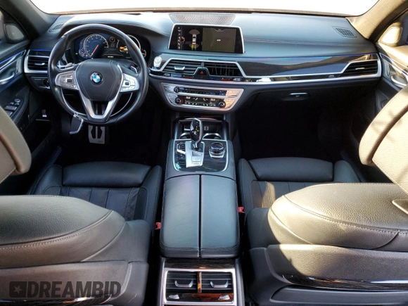 2017 BMW 7 Series 740i with VIN WBA7E2C38HG741255, listed as a Copart auction lot 39926213 with 76,321 mi miles. Bid and sale history available at carsss.com. Image 8.