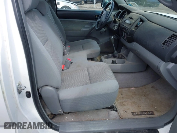 2008 Toyota Tacoma with VIN 5TENX22N68Z592411, listed as a IAAI auction lot 42000366 with 109,258 mi miles. Bid and sale history available at carsss.com. Image 5.