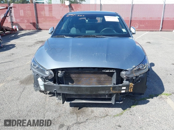 2019 Hyundai Veloster 2.0 with VIN KMHTG6AF8KU019854, listed as a IAAI auction lot 41697113 with 123,851 mi miles. Bid and sale history available at carsss.com. Image 6.