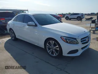 2018 Mercedes-Benz C 300 с VIN WDDWF4JB9JR348043, выставлен на аукционе IAAI как лот 42066558 с пробегом 77 068 миль миль и . История ставок и продаж доступна на DreamBid. Изображение 1.