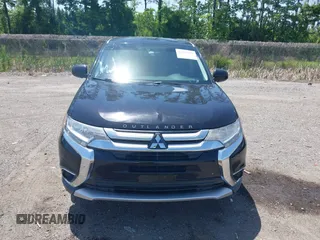 2018 Mitsubishi Outlander ES z VIN JA4AD2A33JZ069124, wystawiony jako IAAI lot #42299519 z przebiegiem 200 805 mil mil oraz . Historia ofert i sprzedaży dostępna na DreamBid. Obrazek 12.