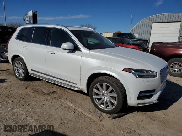 2016 Volvo XC90 T6 Inscription with VIN YV4A22PL6G1052695, listed as a Copart auction lot 82426454 with 0 mi miles and Salvage Title. Bid and sale history available at carsss.com. Image 4.