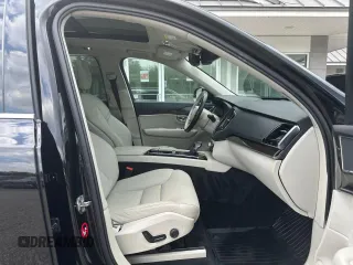 2016 Volvo XC90 T6 Momentum с VIN YV4A22PK7G1092761, выставлен на аукционе Copart как лот 60902205 с пробегом 119 018 миль миль и Чистый • Clean title. История ставок и продаж доступна на DreamBid. Изображение 5.