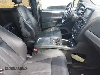 2017 Dodge Grand Caravan GT with VIN 2C4RDGEG4HR680738, listed as a IAAI auction lot 42104067 with 186,705 mi miles and . Bid and sale history available at DreamBid. Image 5.