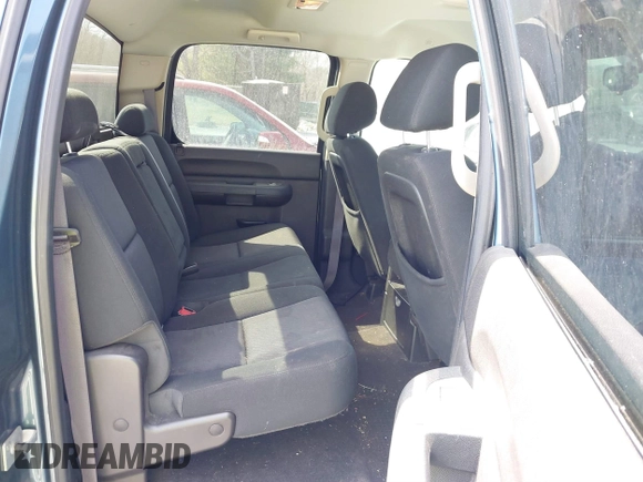 2012 Chevrolet Silverado 1500 LT with VIN 1GCPKSE75CF120579, listed as a IAAI auction lot 41772091 with 107,667 mi miles and . Bid and sale history available at DreamBid. Image 8.
