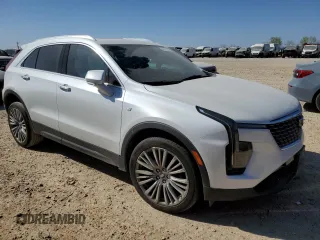 2024 Cadillac XT4 FWD Premium Luxury z VIN 1GYFZCR44RF239840, wystawiony jako Copart lot #48870445 z przebiegiem 5 276 mil mil oraz Szkoda całkowita • Salvage title. Historia ofert i sprzedaży dostępna na DreamBid. Obrazek 4.