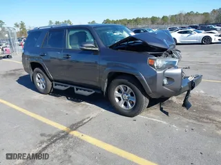 2017 Toyota 4Runner SR5 with VIN JTEZU5JR7H5154009, listed as a IAAI auction lot 41351354 with 127,781 mi miles. Bid and sale history available at carsss.com. Image 1.