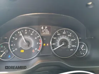 2010 Subaru Legacy Premium All-Weather Anniversary z VIN 4S3BMBH68A3245159, wystawiony jako Copart lot #63074495 z przebiegiem 120 350 mil mil oraz Szkoda całkowita • Salvage title. Historia ofert i sprzedaży dostępna na DreamBid. Obrazek 9.