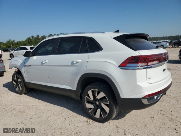 2024 Volkswagen Atlas Cross Sport 2.0T SE w/Technology with VIN 1V2HE2CA4RC255720, listed as a Copart auction lot 52382195 with 8,392 mi miles and Salvage Title. Bid and sale history available at carsss.com. Image 2.
