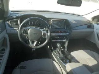 2018 Hyundai Sonata SEL with VIN 5NPE34AF4JH624380, listed as a Copart auction lot 51233365 with 84,520 mi miles and Salvage Title. Bid and sale history available at DreamBid. Image 8.