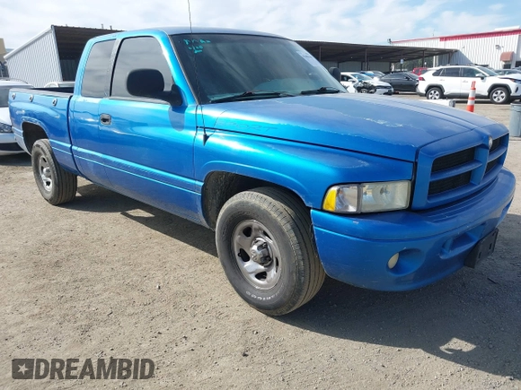 1999 Dodge 1500 z VIN 3B7HC13Z2XG197088, wystawiony jako IAAI lot #41686269 z przebiegiem 210 662 mil mil oraz . Historia ofert i sprzedaży dostępna na DreamBid. Obrazek 1.