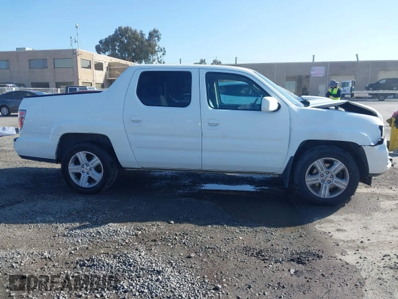 2013 Honda Ridgeline RTL with VIN 5FPYK1F50DB003971, listed as a IAAI auction lot 41946344 with 240,051 mi miles. Bid and sale history available at carsss.com. Image 13.