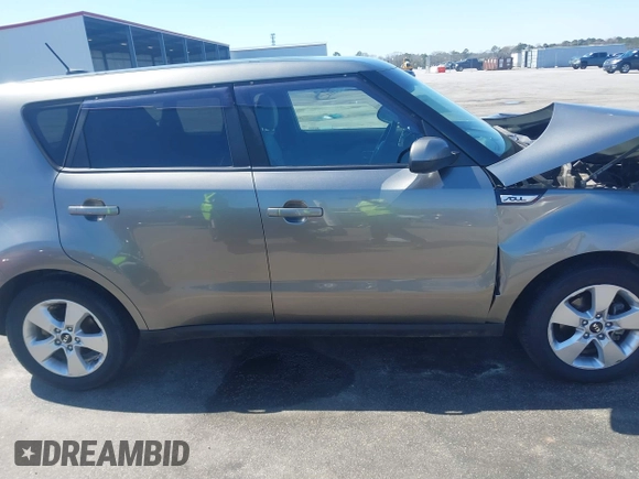 2019 Kia Soul with VIN KNDJN2A20K7694992, listed as a IAAI auction lot 41770801 with 82,546 mi miles. Bid and sale history available at carsss.com. Image 13.