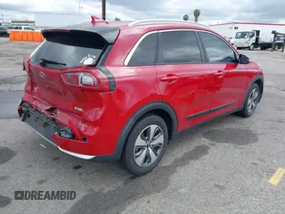 2018 Kia Niro EX with VIN KNDCC3LC7J5143379, listed as a IAAI auction lot 41793266 with 117,760 mi miles. Bid and sale history available at carsss.com. Image 4.