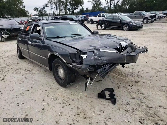 2002 Lincoln Town Car Executive with VIN 1LNHM81WX2Y645781, listed as a Copart auction lot 88684095 with 0 mi miles and Salvage Title. Bid and sale history available at carsss.com. Image 10.