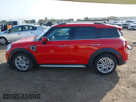 2020 MINI Countryman Cooper S with VIN WMZYW7C09L3L84725, listed as a IAAI auction lot 41599883 with 72,814 mi miles and . Bid and sale history available at DreamBid. Image 15.