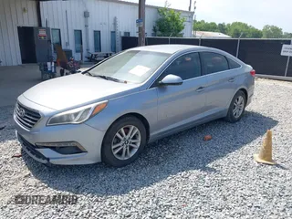 2015 Hyundai Sonata SE with VIN 5NPE24AF8FH118366, listed as a IAAI auction lot 42086388 with 179,499 mi miles and . Bid and sale history available at carsss.com. Image 2.