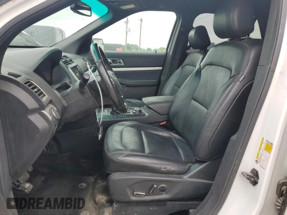2017 Ford Explorer XLT z VIN 1FM5K8D85HGA32908, wystawiony jako Copart lot #62463115 z przebiegiem 172 334 mil mil oraz Czysty tytuł • Clean title. Historia ofert i sprzedaży dostępna na DreamBid. Obrazek 7.