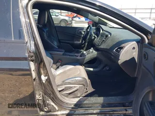 2015 Chrysler 200 S with VIN 1C3CCCBBXFN721897, listed as a IAAI auction lot 41971777 with 115,330 mi miles. Bid and sale history available at carsss.com. Image 5.