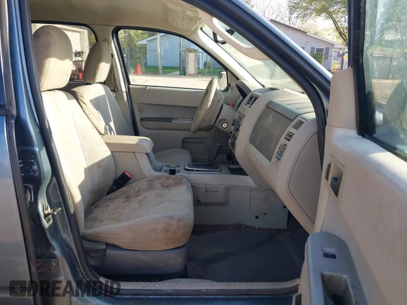 2012 Ford Escape XLT with VIN 1FMCU9D77CKB63827, listed as a IAAI auction lot 42044393 with 231,933 mi miles and . Bid and sale history available at DreamBid. Image 5.