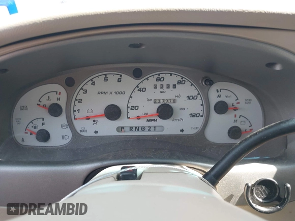 2003 Ford Explorer Sport Trac XLS z VIN 1FMZU67E93UB08190, wystawiony jako IAAI lot #42108621 z przebiegiem 233 972 mil mil oraz . Historia ofert i sprzedaży dostępna na DreamBid. Obrazek 7.