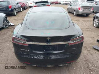 2017 Tesla Model S 100D with VIN 5YJSA1E25HF215778, listed as a IAAI auction lot 41692605 with Not Provided miles and . Bid and sale history available at DreamBid. Image 16.