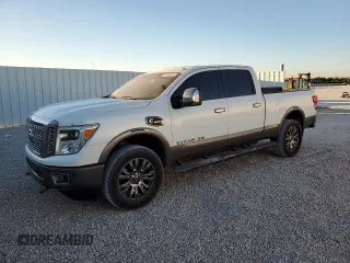 2017 Nissan Titan XD PRO-4X with VIN 1N6BA1F46HN544231, listed as a Copart auction lot 87805295 with 155,895 mi miles and Salvage Title. Bid and sale history available at carsss.com. Image 1.