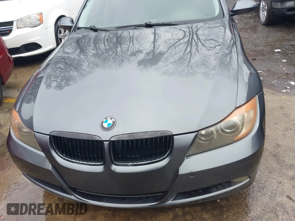 2007 BMW 3 Series 328i with VIN WBAVA37577NE29557, listed as a IAAI auction lot 41518808 with 200,966 mi miles and . Bid and sale history available at DreamBid. Image 6.