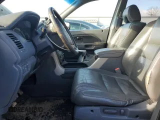 2008 Honda Pilot EX-L z VIN 5FNYF18788B039084, wystawiony jako Copart lot #83198494 z przebiegiem 201 213 mil mil oraz Czysty tytuł • Clean title. Historia ofert i sprzedaży dostępna na DreamBid. Obrazek 7.