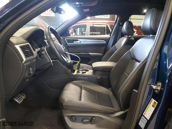 2021 Volkswagen Atlas Cross Sport 3.6L V6 SE w/Technology R-Line with VIN 1V2RE2CA4MC203758, listed as a Copart auction lot 75202544 with 35,000 mi miles and Salvage Title. Bid and sale history available at carsss.com. Image 7.