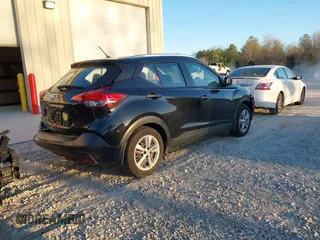 2018 Nissan Kicks SV с VIN 3N1CP5CUXJL533646, выставлен на аукционе IAAI как лот 41691353 с пробегом 81 321 миль миль и . История ставок и продаж доступна на DreamBid. Изображение 4.