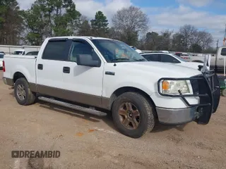 2006 Ford F-150 XLT with VIN 1FTRW12W86FB19420, listed as a IAAI auction lot 41786430 with 286,740 mi miles. Bid and sale history available at carsss.com. Image 1.